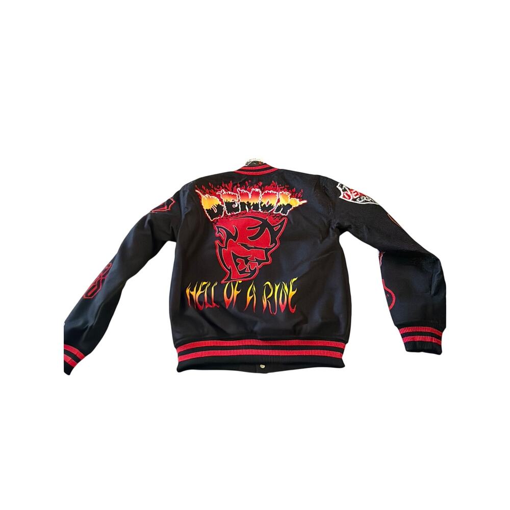 NET Dodge X Reason Jacket. Limited Edition. - Picture 3 of 4
